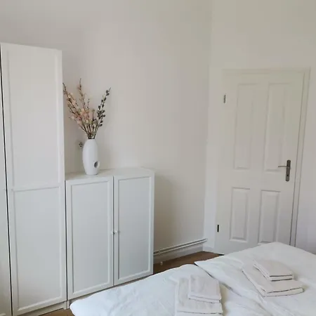 Apartment Ferienwohnung Neukalen *