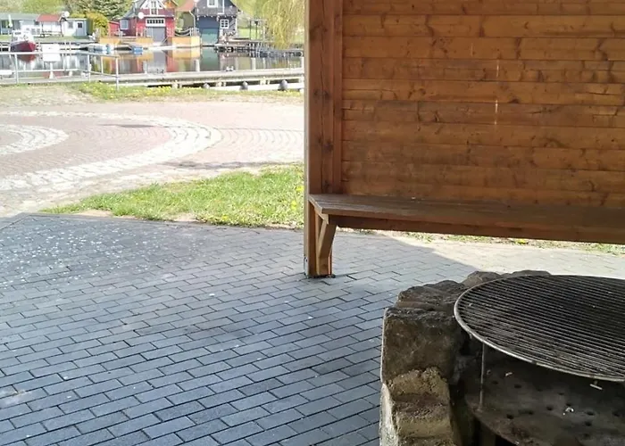 Ferienwohnung Neukalen Lägenhet *